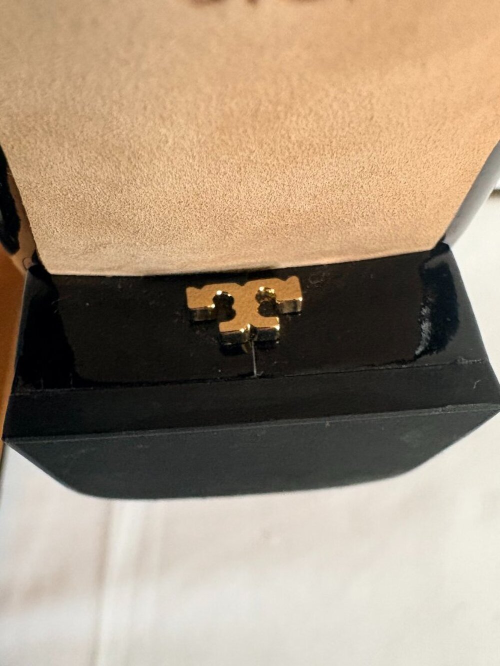 TORY BURCH Gigi Pumps Low Heel Black Patent Leather Sz 6.5M Slip On 31439 Nice! - Picture 8 of 11